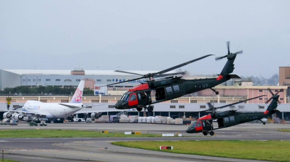 Taiwan realiza exercício de defesa em seu aeroporto contra simulação de ataque chinês