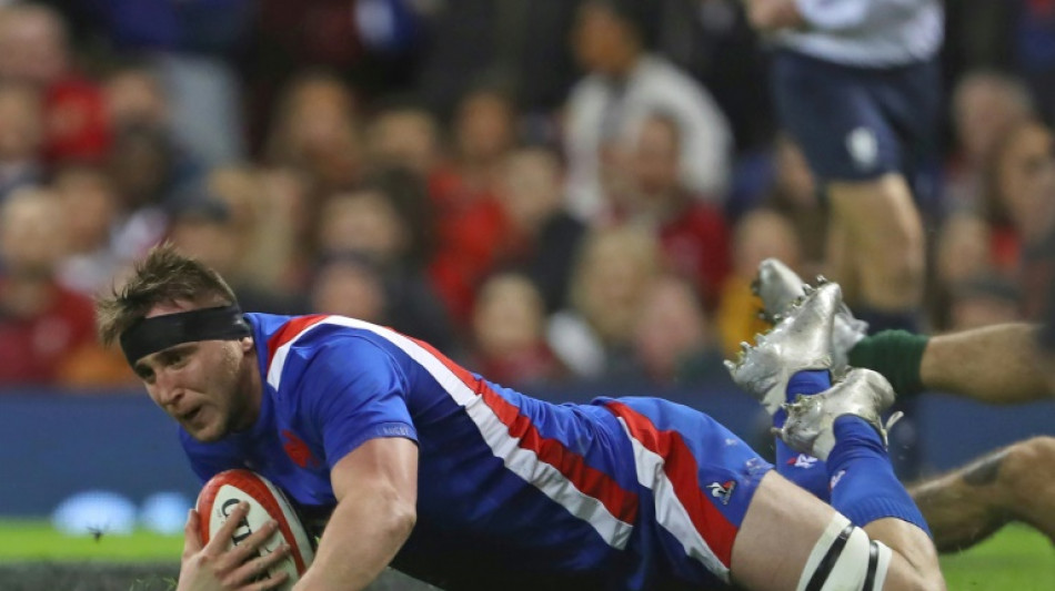 France beat Wales 13-9 to stay on course for Six Nations Grand Slam