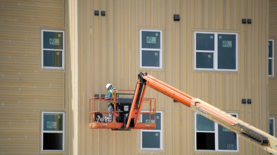 Building workers in torrid Texas say water-break ban is 'a law that kills'