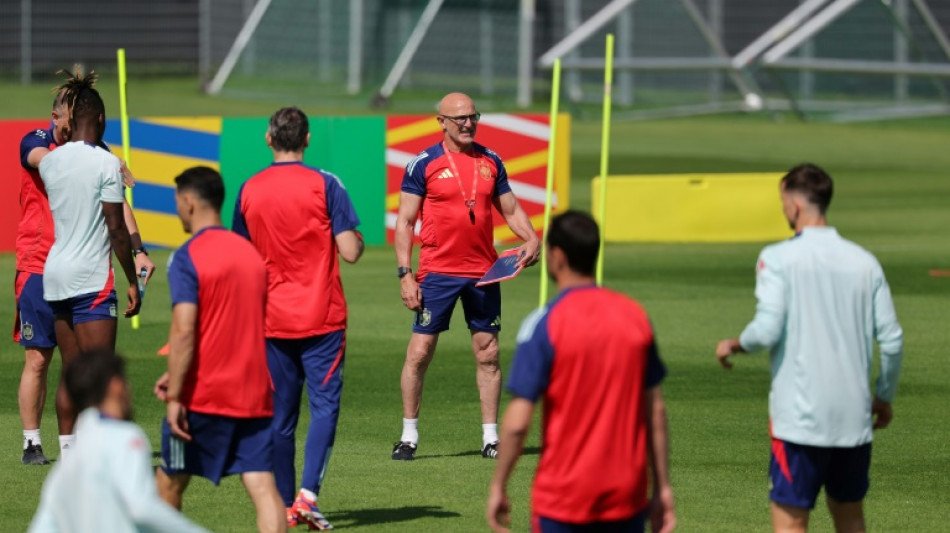 Playing Italy like 'looking in a mirror', says Spain's De la Fuente