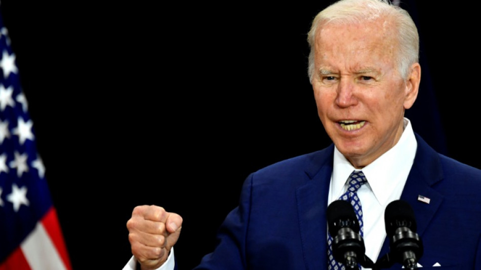 Pour résoudre la pénurie de lait pour bébé, Biden instaure un pont aérien