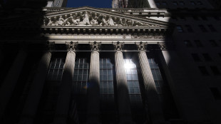 Wall Street apre in calo, Dj -0,50%, Nasdaq -0,49%