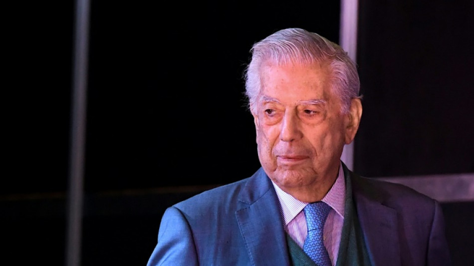 La entrada de Vargas Llosa en la Academia Francesa será el 9 de febrero, según su traductor