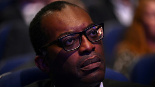 Dimite el ministro británico de Finanzas, Kwasi Kwarteng, en plena tormenta política