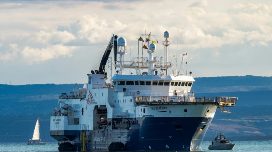 New rescue ship lets off migrants in Italy as others wait