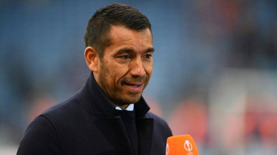 Van Bronckhorst wants Rangers to ignore pressure in Europa semis