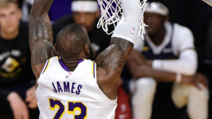 LeBron realizza suo sogno, gioca nei Lakers insieme al figlio