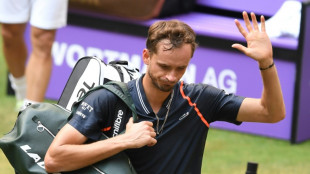 Medvedev cai nas quartas do ATP 500 de Halle; Zverev vai às semis