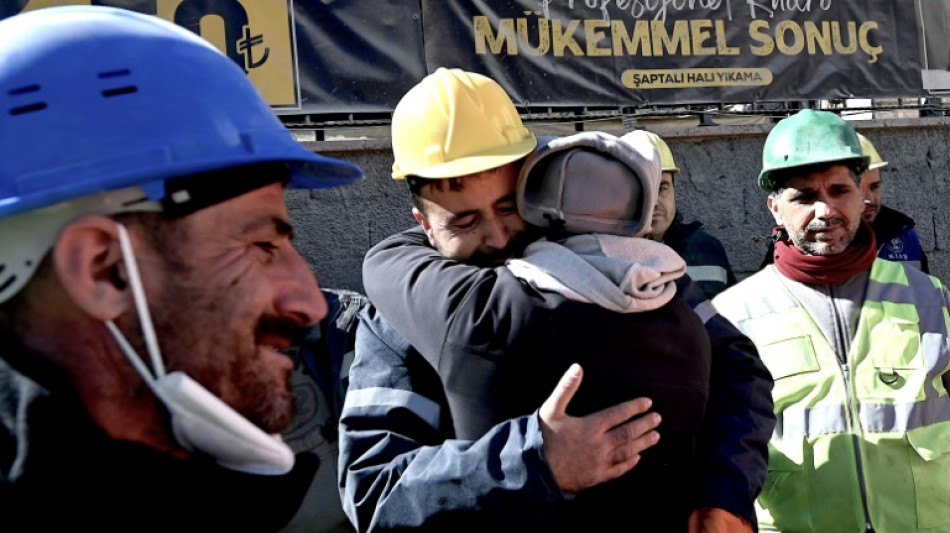 Turkey rescues two 11 days after quake