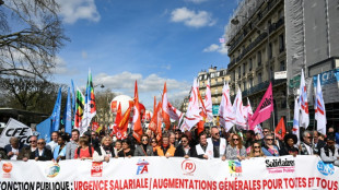 Journée de grève et de mobilisation dans la fonction publique en France, malgré la chute du gouvernement