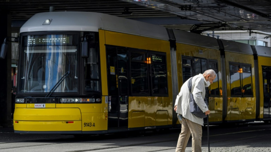 Durchsuchungen wegen Betrug mit Online-Accounts für Nahverkehr in Leipzig