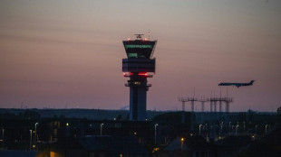 Los dos mayores aeropuertos belgas cancelan todos los despegues previstos para el martes