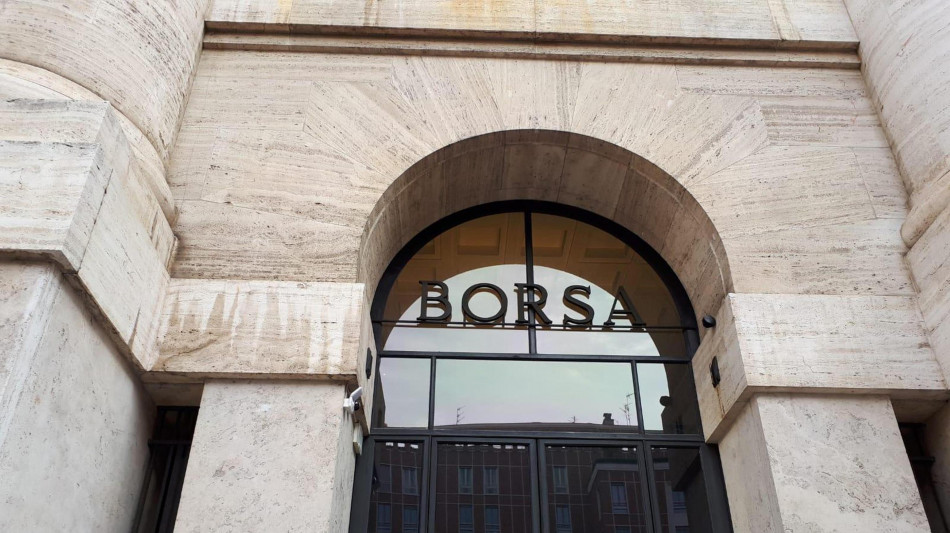 Borsa: Milano migliore in Europa con Ferrari, debole Mps