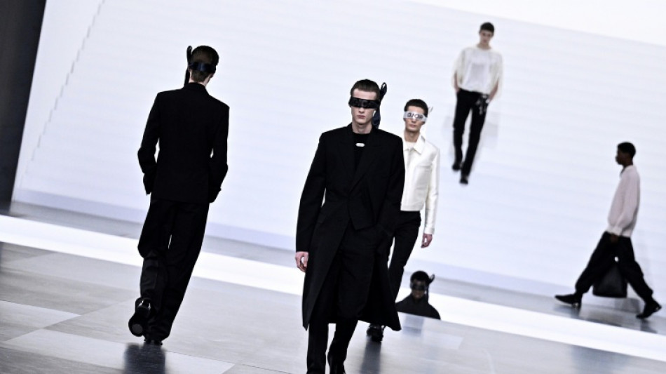 Kim Jones lleva a Dior Hombre de vuelta al minimalismo