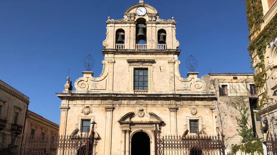 Folla in chiesa a Lentini per l'ultimo saluto a Margaret