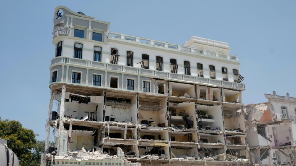 Fuerte explosión en hotel céntrico de La Habana deja 8 muertos y 30 heridos 