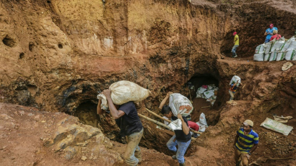 EEUU sanciona al oro de Nicaragua y prohíbe entrar a 500 nicaragüenses 