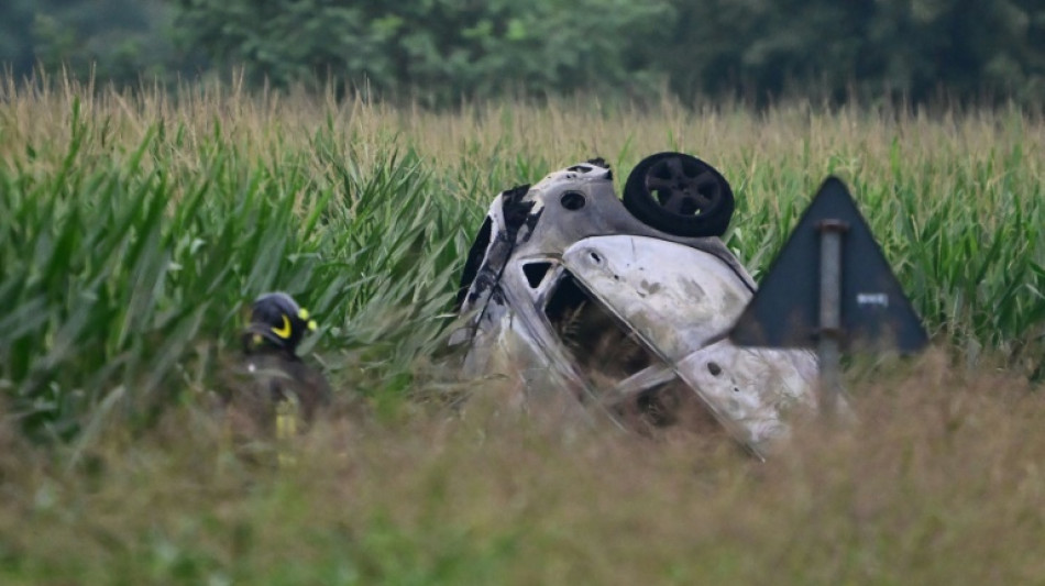 Acidente com avião militar mata criança na Itália