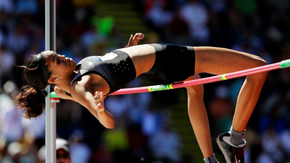 Jamaicans sweep 400 crowns, win men's 4x100 Penn Relays title