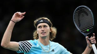 Niederlagen der Konkurrenz: Zverev erreicht ATP Finals