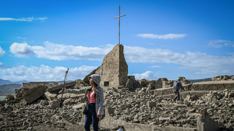 La sequía en Filipinas hacer resurgir una ciudad sumergida