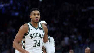 NBA: Theis schlägt Antetokounmpo bei erstem Saison-Einsatz