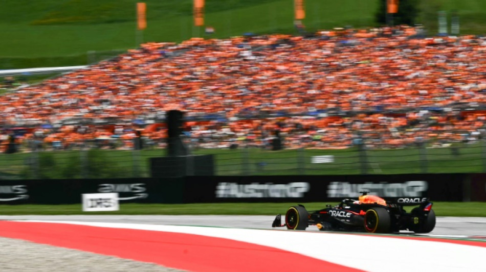 Verstappen resists Norris attack to win Austrian GP sprint race