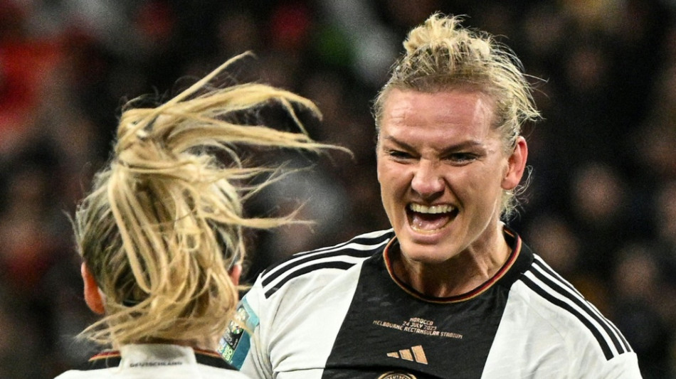 Popp führt DFB-Frauen zum WM-Traumstart