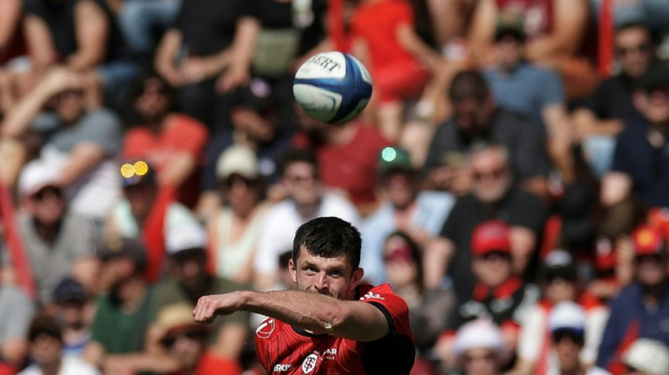 Kinghorn shines as Toulouse thrash Exeter in Champions Cup quarter-finals