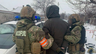 Ukraine leader orders probe after conscript shoots five dead