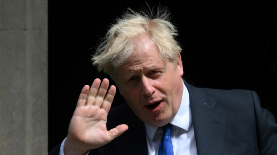 Abandonado por su Partido Conservador, Boris Johnson se ve empujado a dimitir