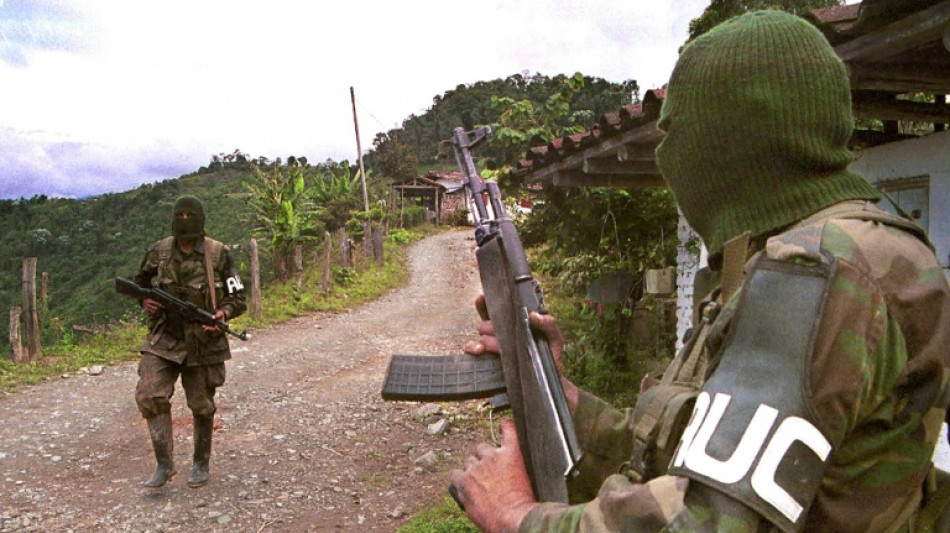 Executivos de mineradora serão julgados na Colômbia por suspeita de financiar paramilitares