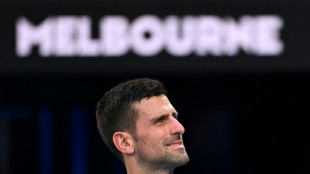 Melbourne: Djokovic und Sinner im Achtelfinale