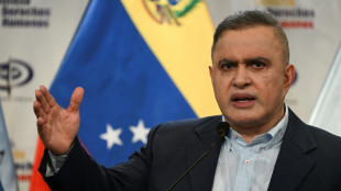 Venezuela corruption probe nets 42 officials