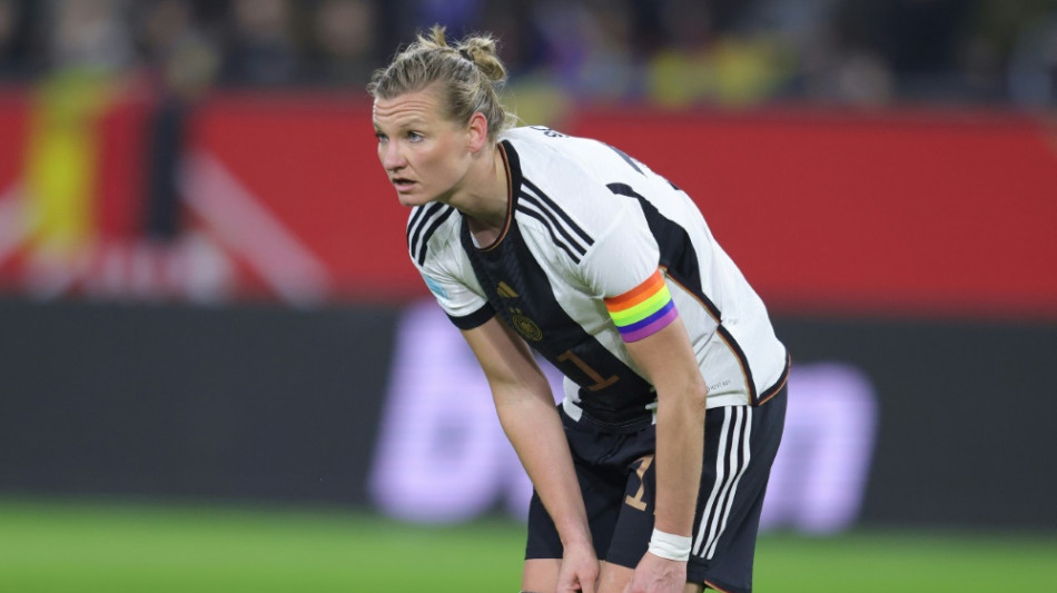 Kein Regenbogen bei Frauen-WM: FIFA legt Kapitänsbinden fest