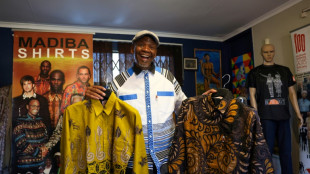 En Afrique du Sud, l'épopée des chemises bariolées de Mandela 
