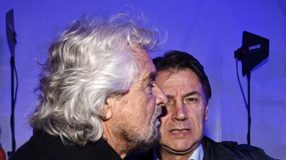 Grillo, simbolo, nome M5s e 2° mandato non negoziabili