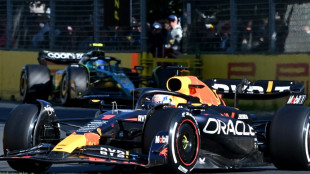 Verstappen siegt erstmals in Australien - und über das Chaos