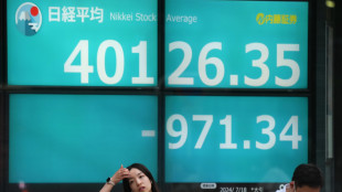 Borsa: Asia incerta e Tokyo piatta, ripartono i tecnologici