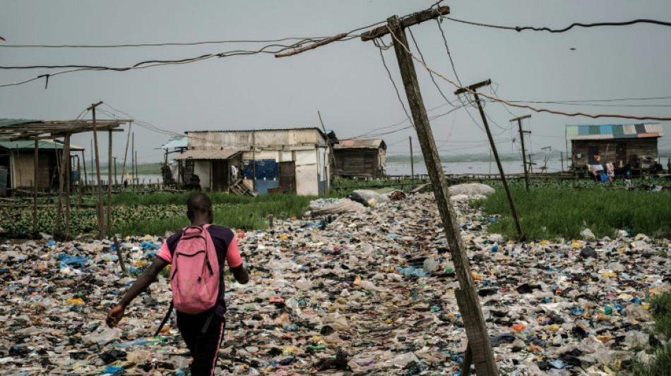 Un enjeu pour l'Afrique, ne pas devenir "la poubelle du monde" des déchets plastiques