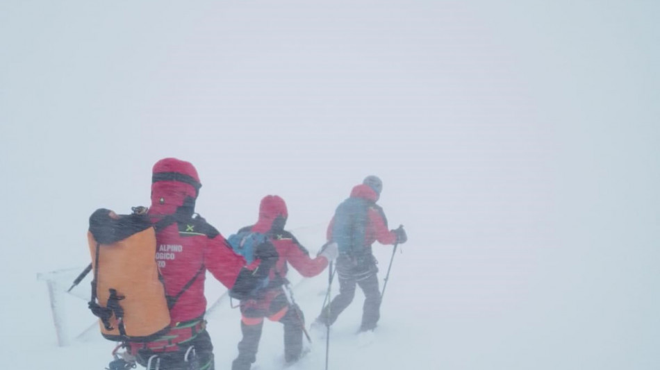 Alpinisti dispersi, individuati i due corpi sul Gran Sasso