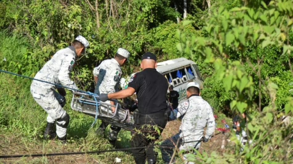 Mexican bus carrying migrants crashes, killing 17