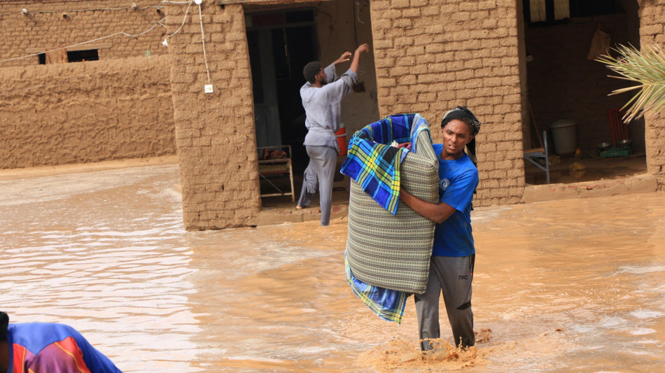 Sudan: ong, 'epidemia di colera in campi sfollati per alluvioni'