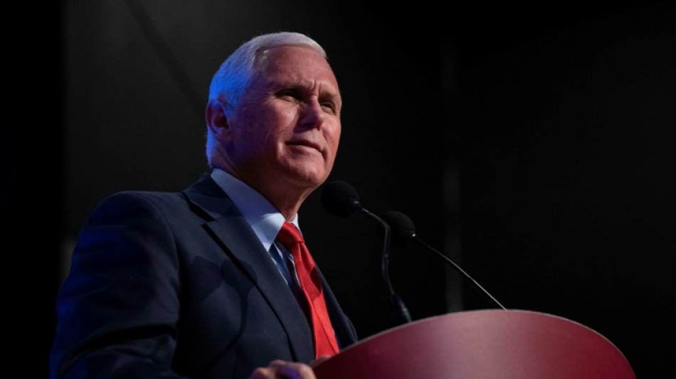 Mike Pence anuncia pré-candidatura à Casa Branca