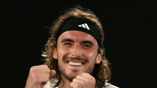 Tsitsipas nach Fünfsatzsieg im Viertelfinale