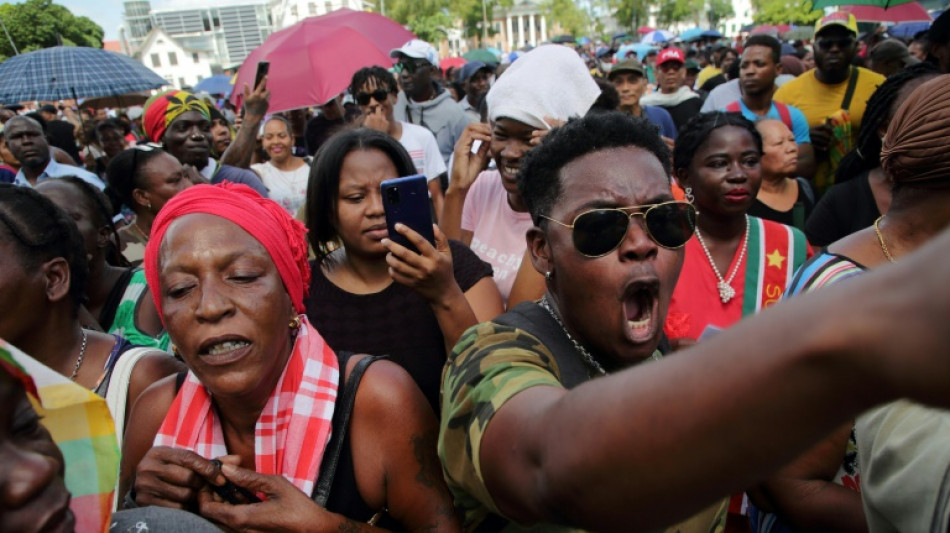 Clashes at living cost protests in Suriname 