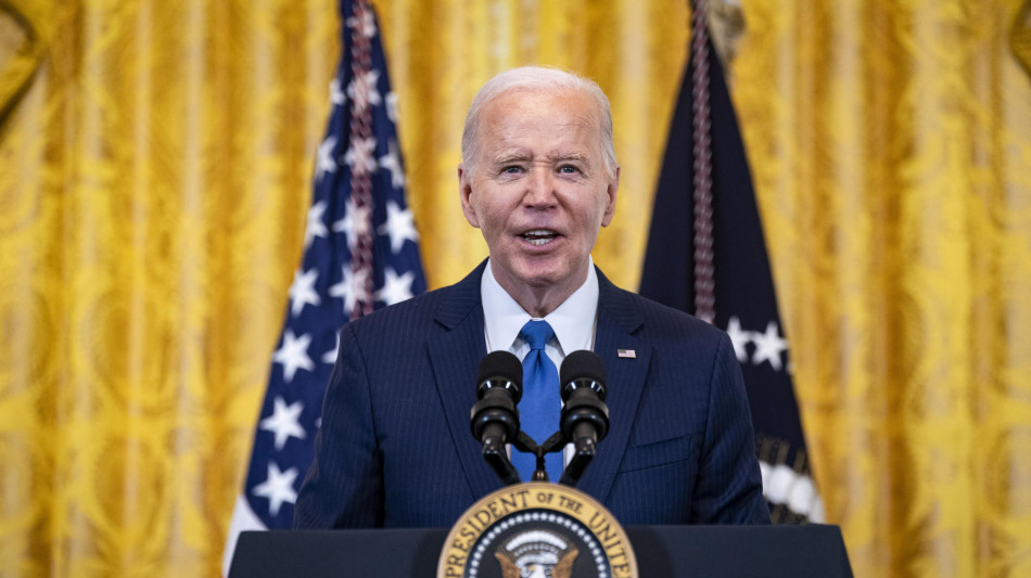 Biden recupera su Trump nei sondaggi, è testa a testa