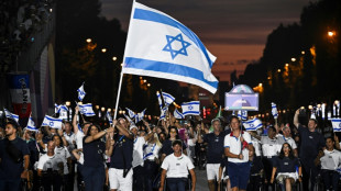 Israeli tennis Paralympian Berdichevsky happy to bring cheer to October 7 survivors