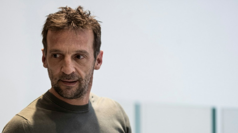 El actor francés Mathieu Kassovitz sufre un grave accidente de moto