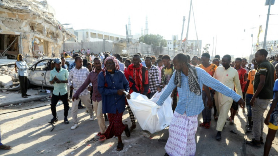 Somalia pide ayuda a la comunidad internacional tras atentado que dejó 116 muertos en Mogadiscio
